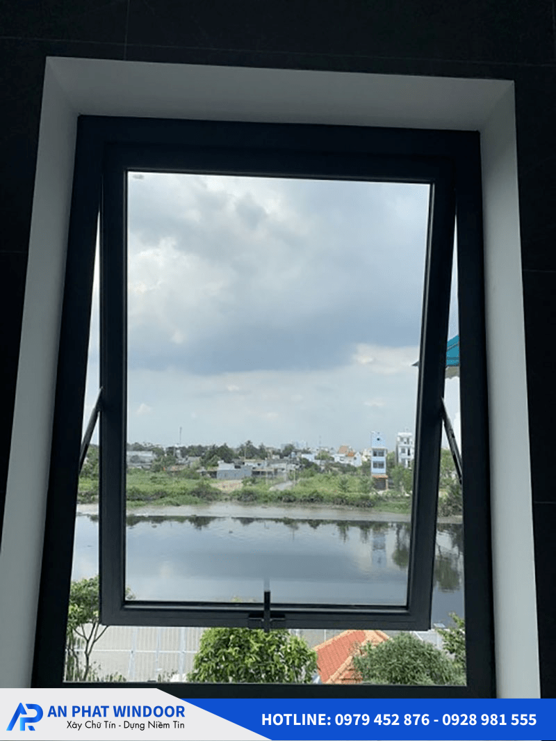 cửa nh&agrave; vệ sinh nh&ocirc;m Xingfa 7