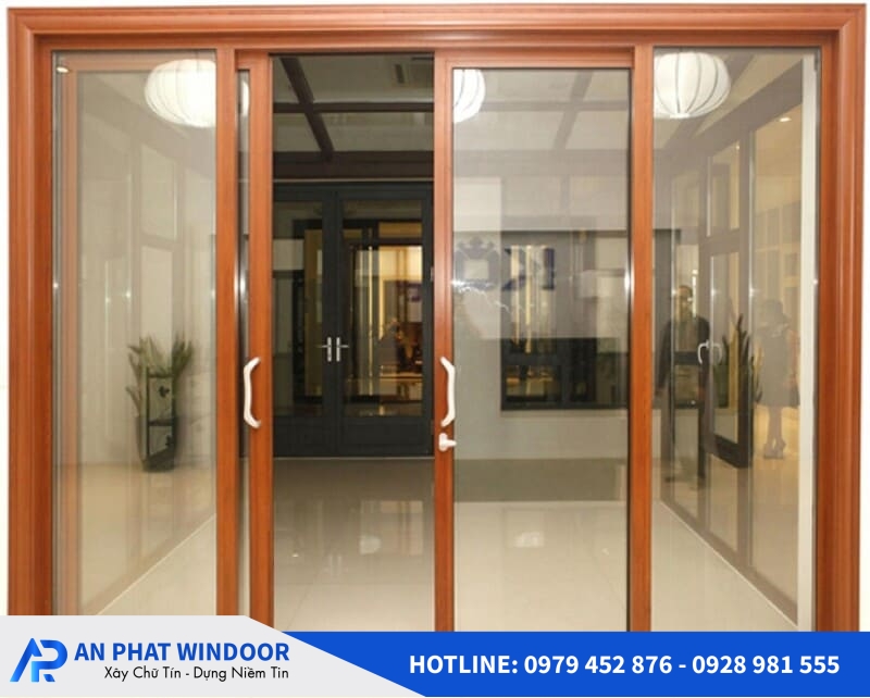Cửa nh&ocirc;m k&iacute;nh giả gỗ 8