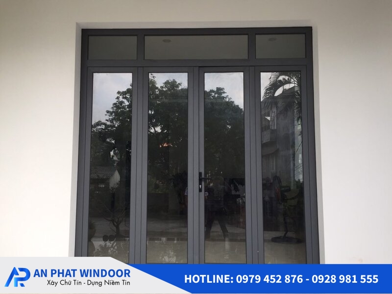 cửa nh&ocirc;m xingfa 4 c&aacute;nh mở quay 3