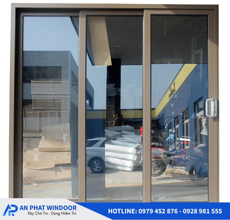 cửa xếp trượt 3 c&aacute;nh Xingfa 8