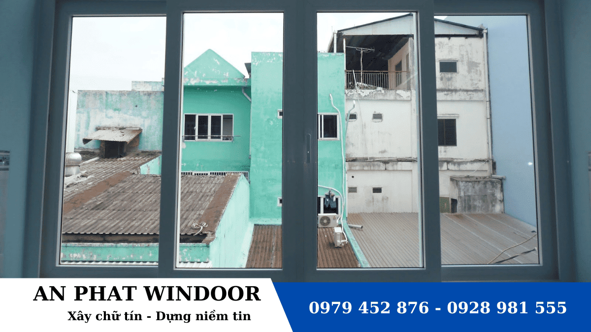 Một Số Lưu &Yacute; Khi Thi C&ocirc;ng Cửa