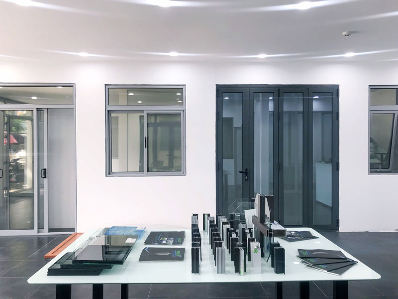 showroom1